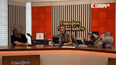 Iván Ferreiro con Eva Soriano y Nacho García Iván Ferreiro con Eva Soriano y Nacho García