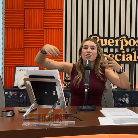 Eva Soriano en la sección 'Eva le grita a una nube' de Cuerpos especiales Eva Soriano en la sección 'Eva le grita a una nube' de Cuerpos especiales