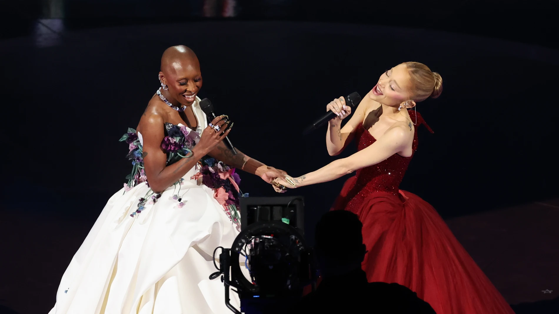 Ariana Grande y Cynthia Erivo, en los Premios Oscar 2025. Ariana Grande y Cynthia Erivo, en los Premios Oscar 2025.