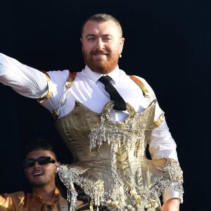 Sam Smith confiesa que se hizo una liposucción con 13 años Sam Smith confiesa que se hizo una liposucción con 13 años