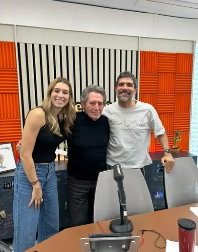 Miguel Ríos con Eva Soriano y Nacho García en Cuerpos especiales Miguel Ríos con Eva Soriano y Nacho García en Cuerpos especiales