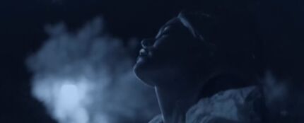 Karol G en el videoclip de 'ÚNICA', una colaboración con Tainy