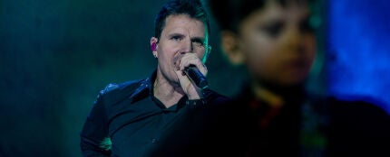 Dani Mart&iacute;n con Oli en el Movistar Arena de Madrid