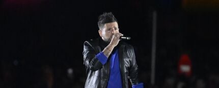  Pablo López en el encendido de las luces de Navidad en Cibeles (Madrid)