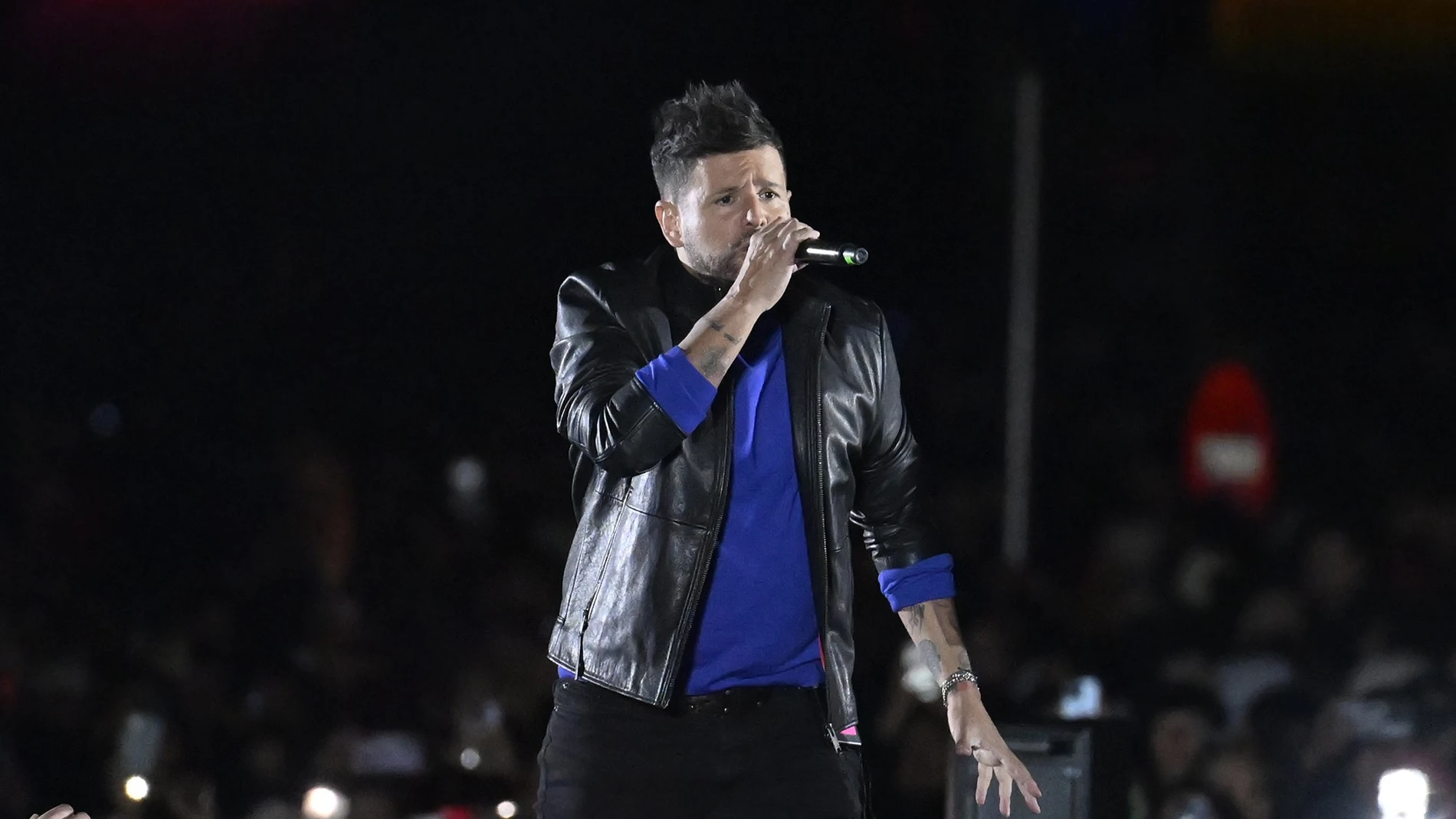 Pablo López en el encendido de las luces de Navidad en Cibeles (Madrid) Pablo López en el encendido de las luces de Navidad en Cibeles (Madrid)