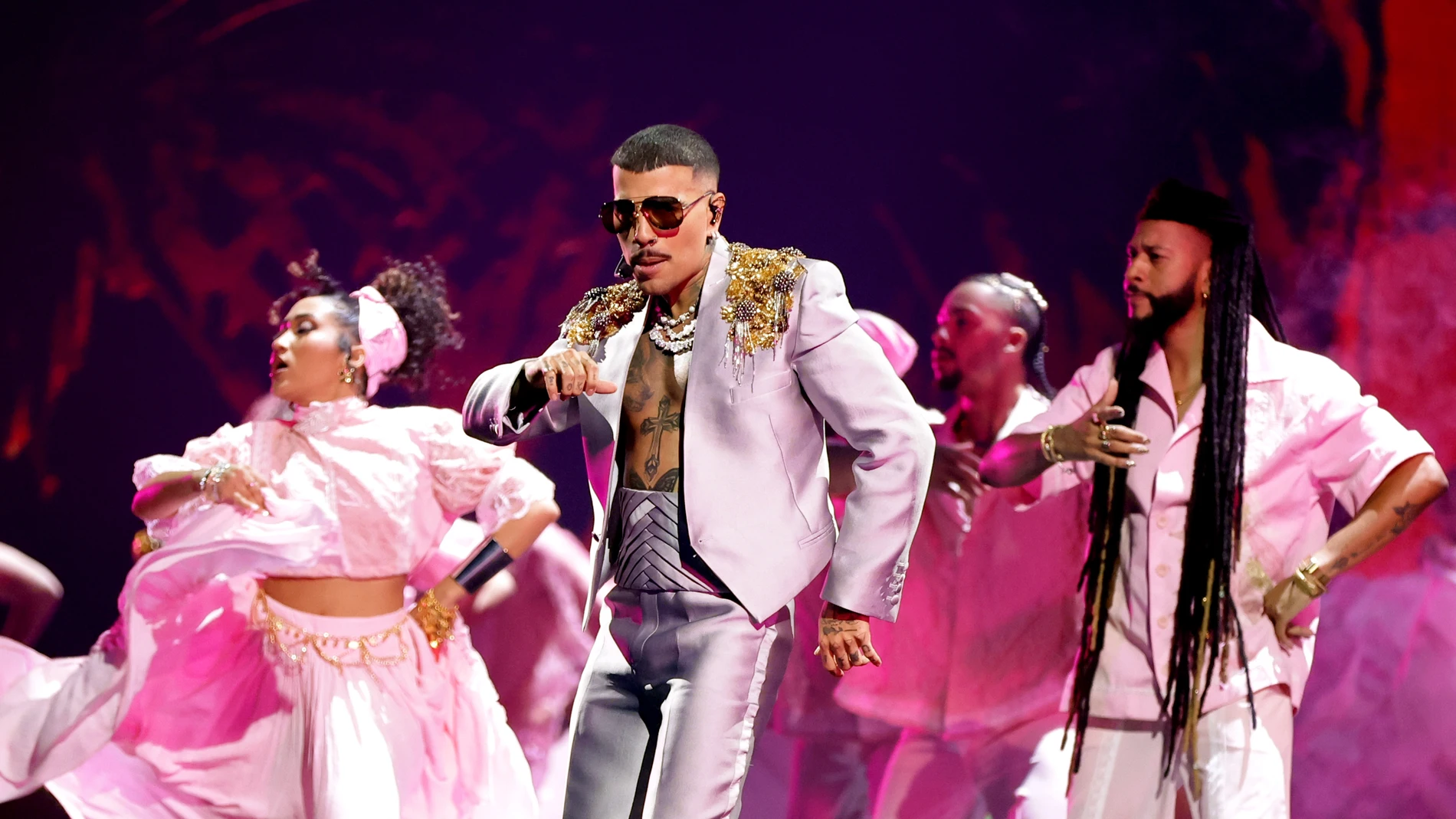 Rauw Alejandro durante su actuación en los Latin Grammy 2025 Rauw Alejandro durante su actuación en los Latin Grammy 2025