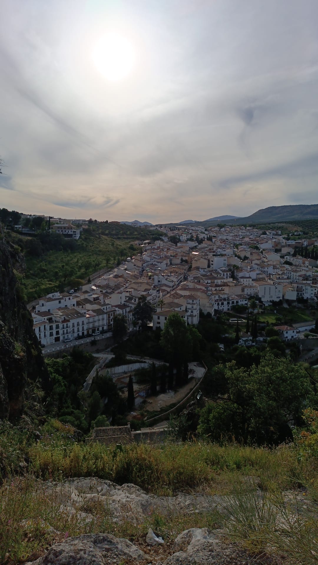 Almedinilla (Córdoba) se convierte en el segundo ganador del concurso Pueblos especiales Almedinilla (Córdoba) se convierte en el segundo ganador del concurso Pueblos especiales