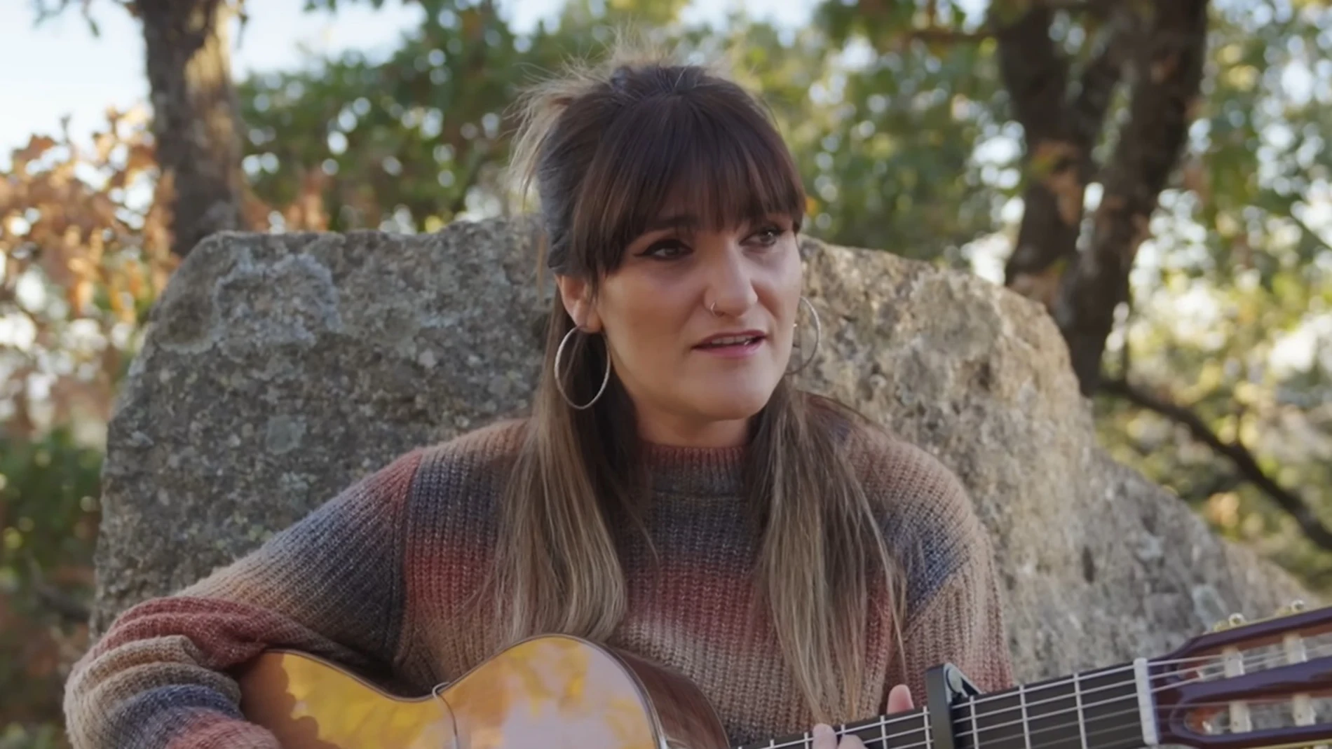 Rozalén en el videoclip de 'Efímera' Rozalén en el videoclip de 'Efímera'