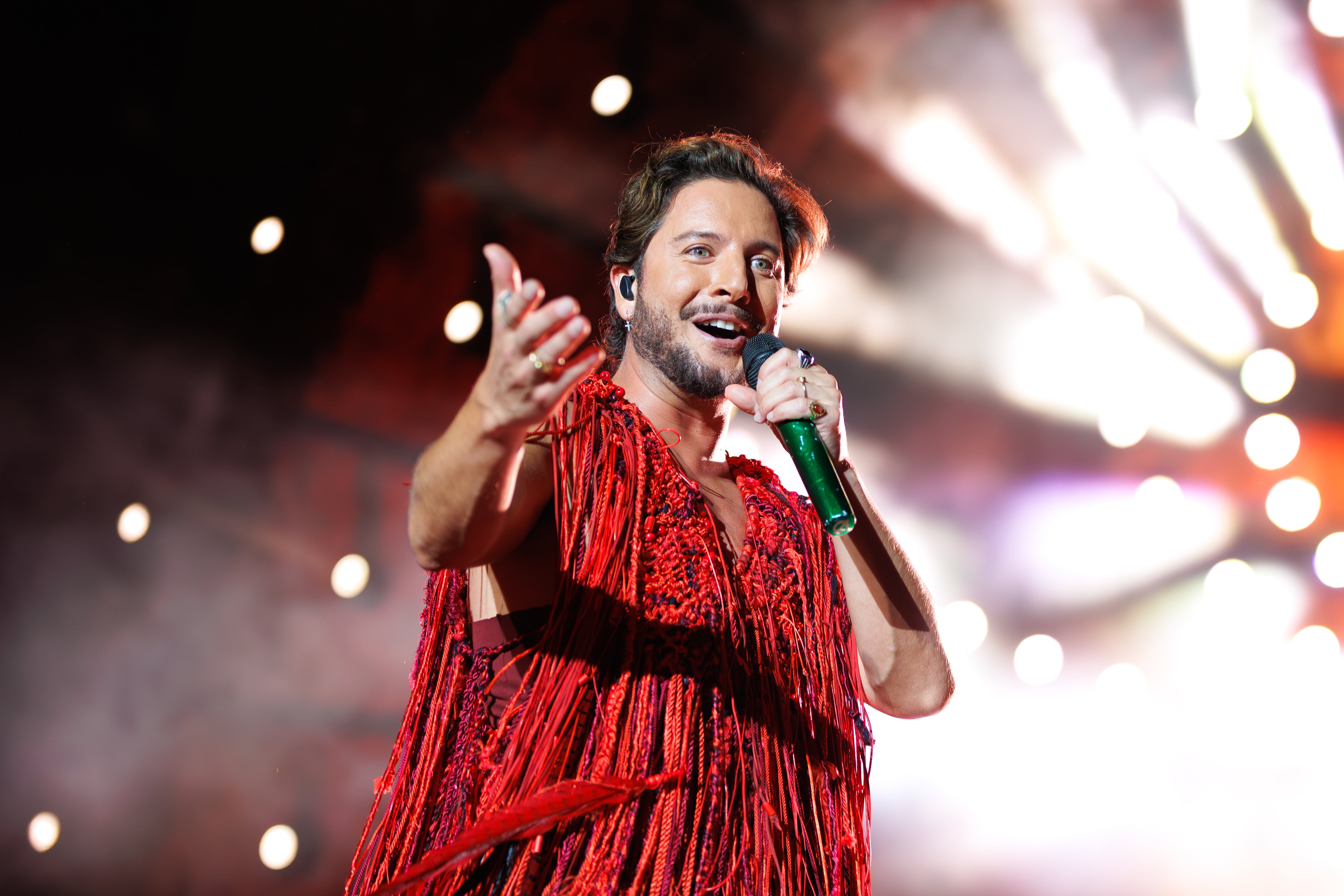 Manuel Carrasco durante el 'Salvaje Tour' en Barcelona Manuel Carrasco durante el 'Salvaje Tour' en Barcelona