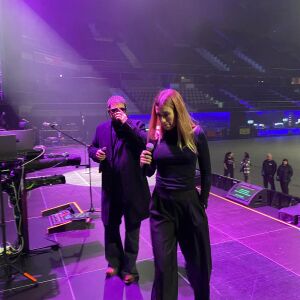 Eva Soriano cuenta la intrahistoria de su dúo con Antonio Orozco Eva Soriano cuenta la intrahistoria de su dúo con Antonio Orozco