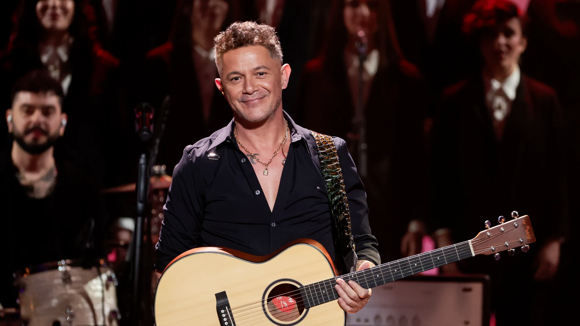 Alejandro Sanz actuando en los Premios Goya 2025 Alejandro Sanz actuando en los Premios Goya 2025
