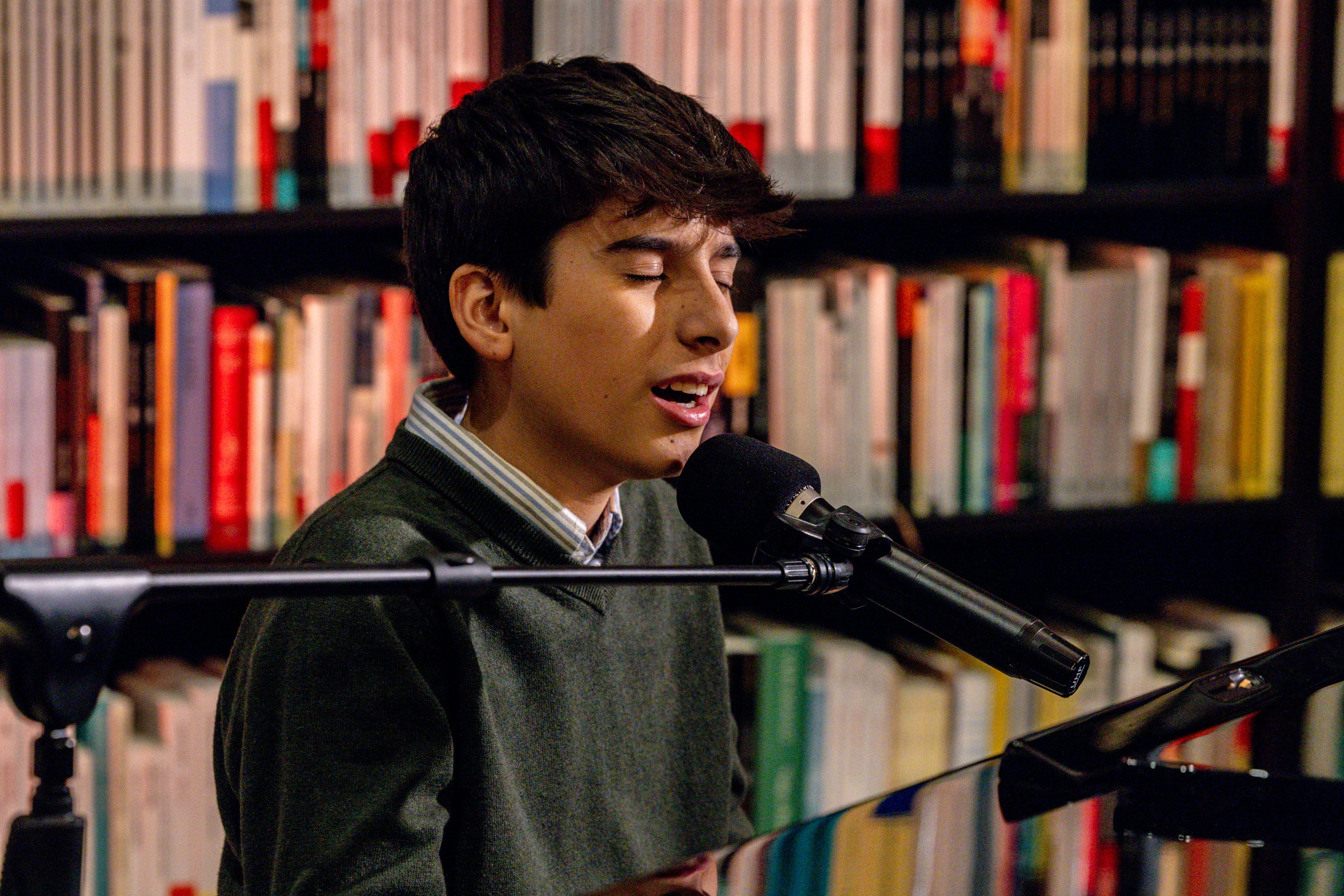 Gonzalo Pinillos durante un evento de presentación Gonzalo Pinillos durante un evento de presentación