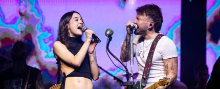 Yarea Guill&eacute;n y Dani Fern&aacute;ndez en el concierto del Movistar Arena del artista en 2024