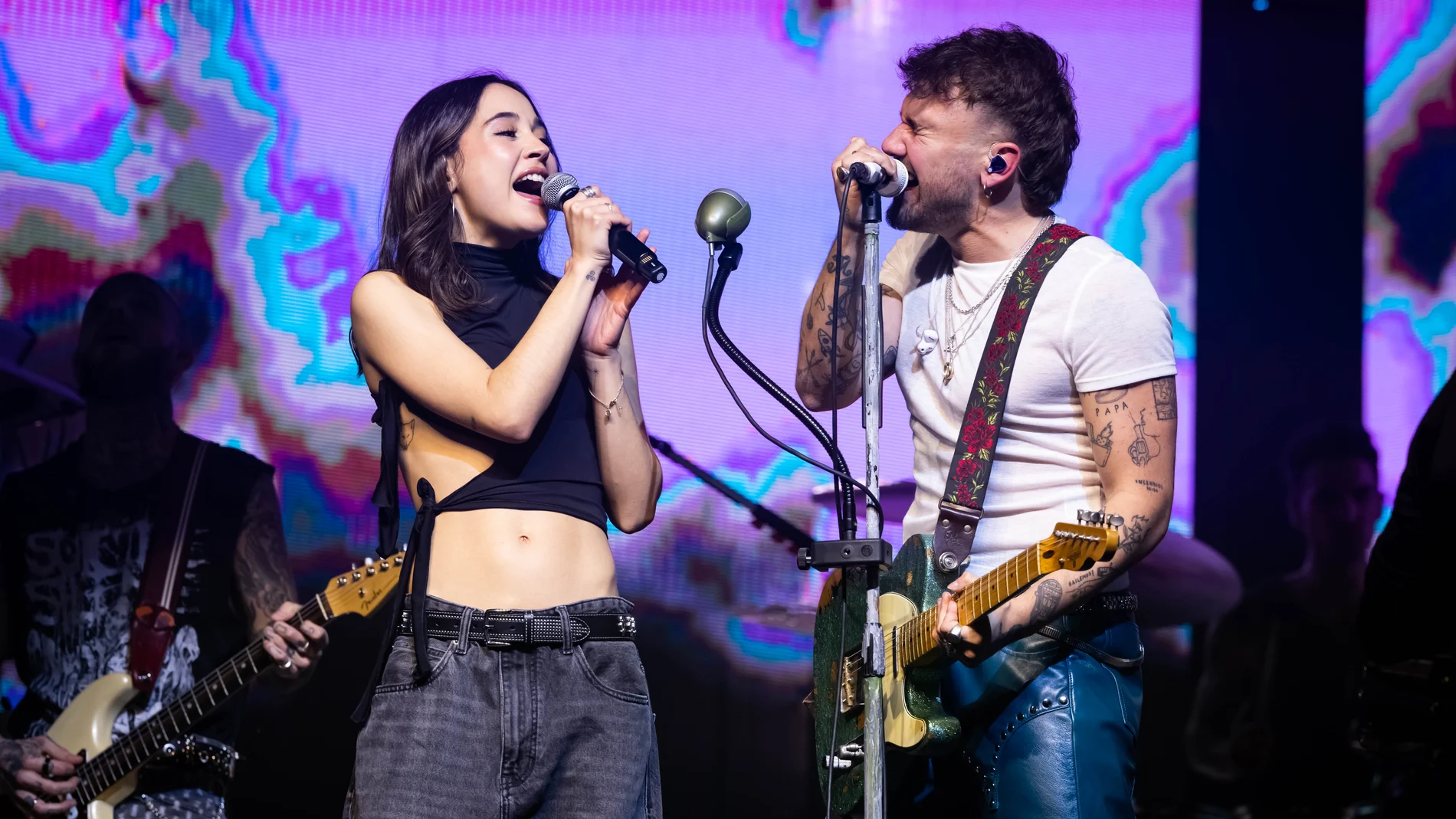 Yarea Guillén y Dani Fernández en el concierto del Movistar Arena del artista en 2024 Yarea Guillén y Dani Fernández en el concierto del Movistar Arena del artista en 2024