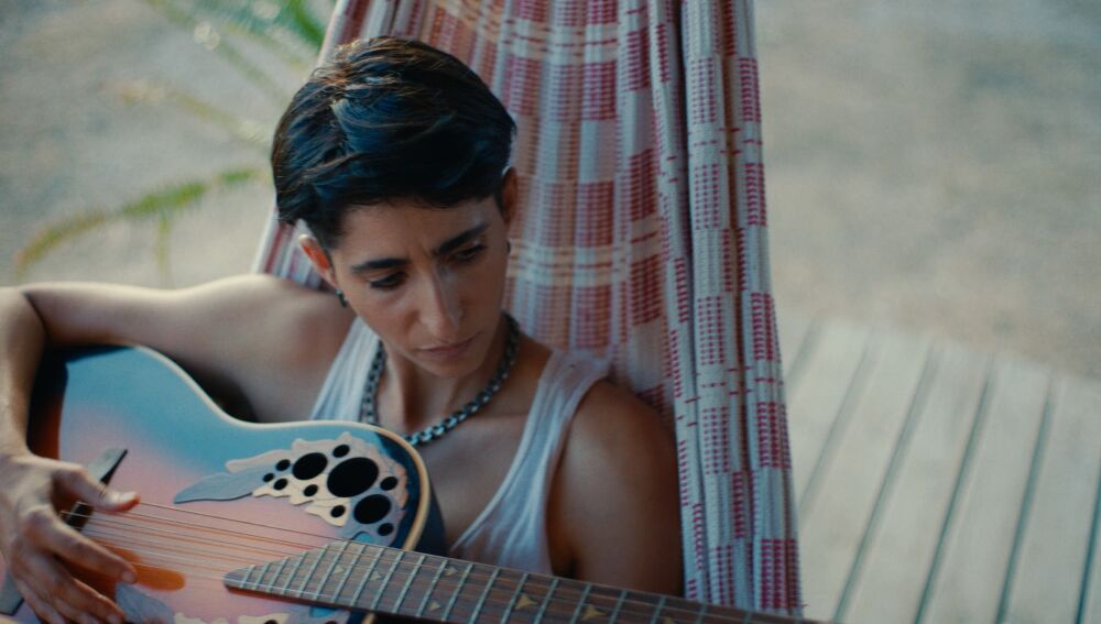 Alba Flores en una imagen del documental 'Flores para Antonio' Alba Flores en una imagen del documental 'Flores para Antonio'