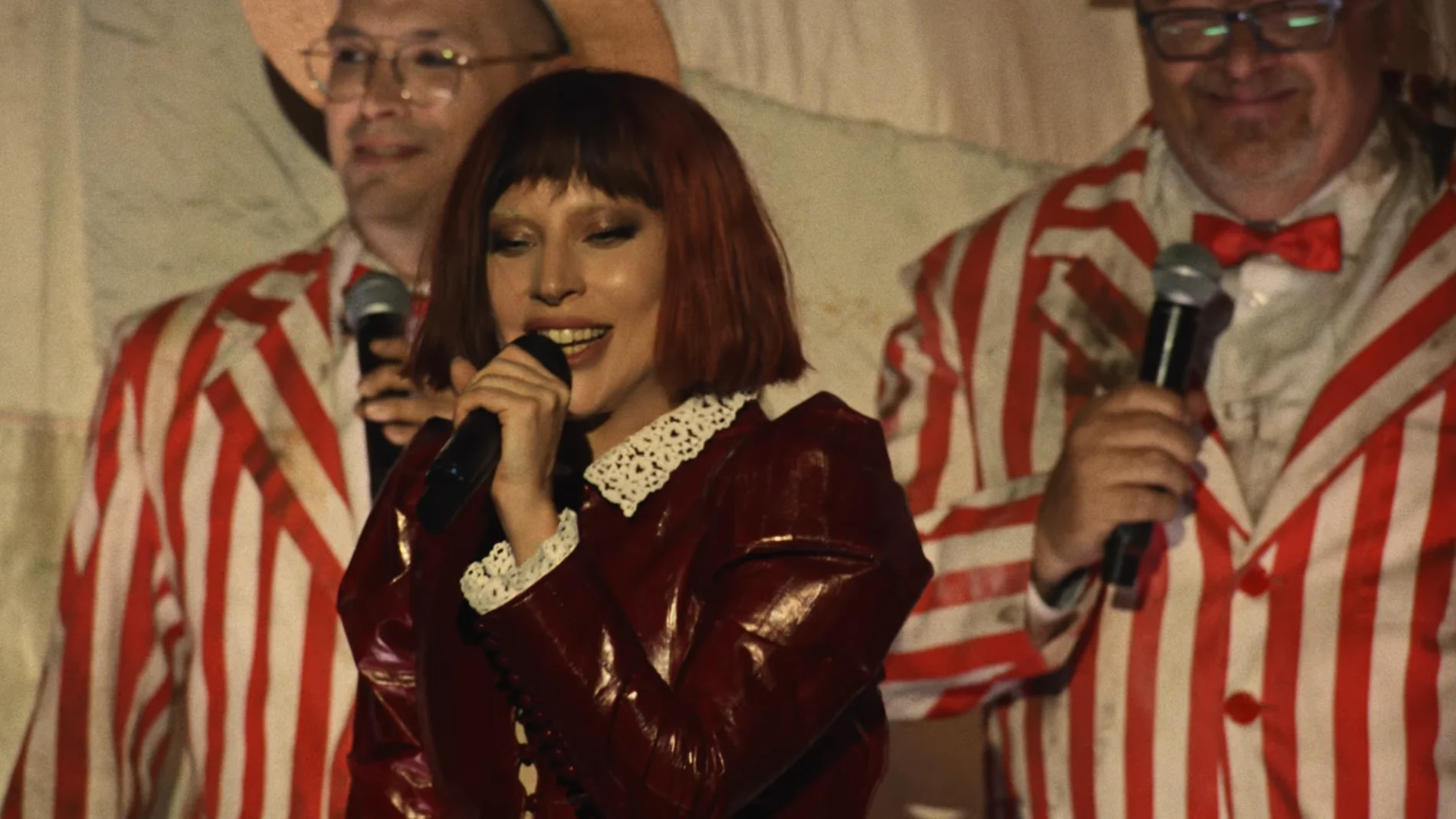 Lady Gaga se mimetiza en el universo 'Harlequin' con un especial producido junto a su prometido, Michael Polansky Lady Gaga se mimetiza en el universo 'Harlequin' con un especial producido junto a su prometido, Michael Polansky