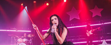 Chiara Oliver actuando en La Riviera