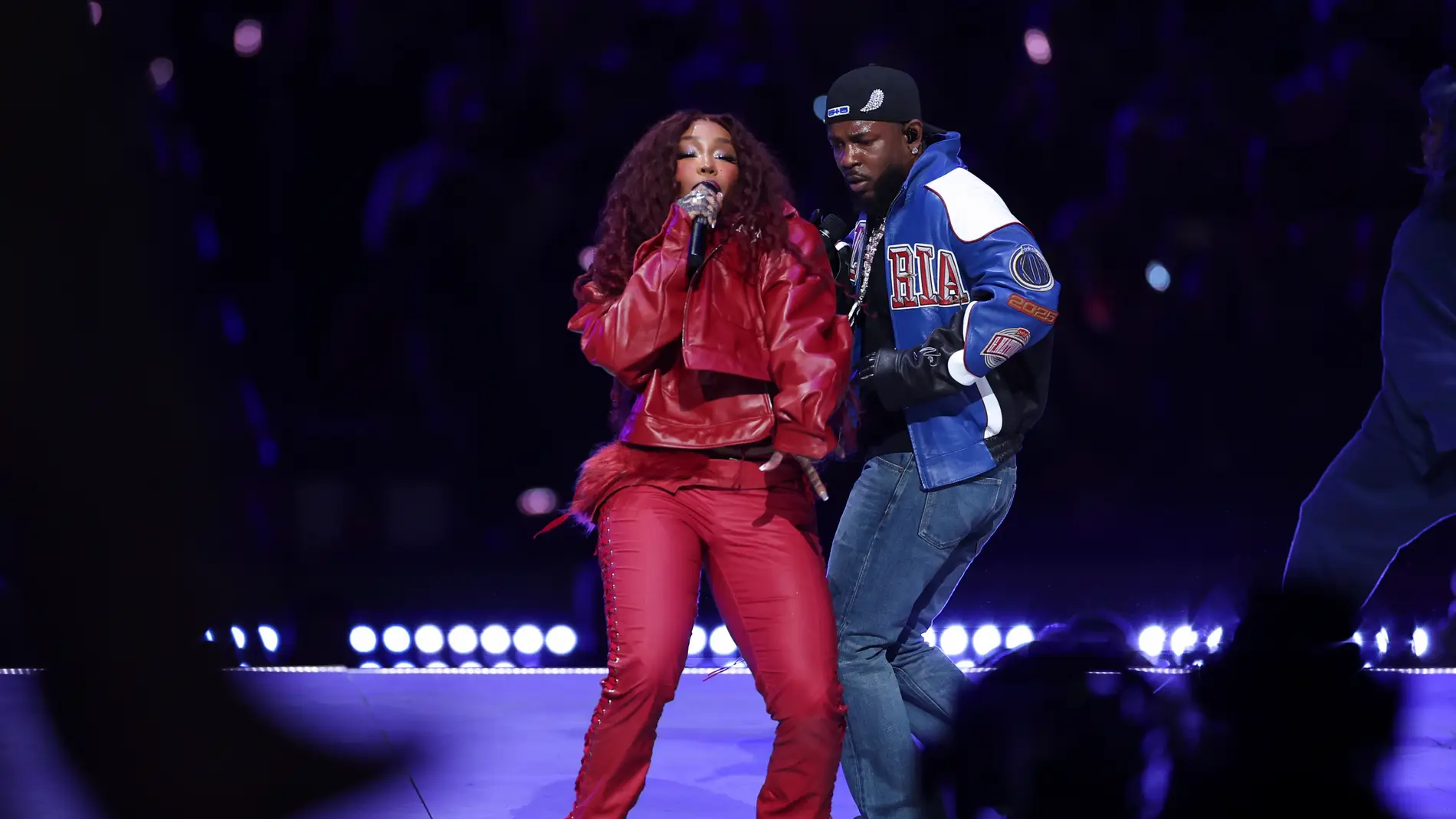 SZA y Kendrick Lamar en la Super Bowl 2025 SZA y Kendrick Lamar en la Super Bowl 2025