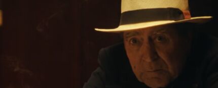 Joaqu&iacute;n Sabina, en el videoclip de 'Un &uacute;ltimo vals'