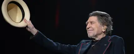 Joaquín Sabina, en el último concierto de su carrera. Joaquín Sabina, en el último concierto de su carrera.