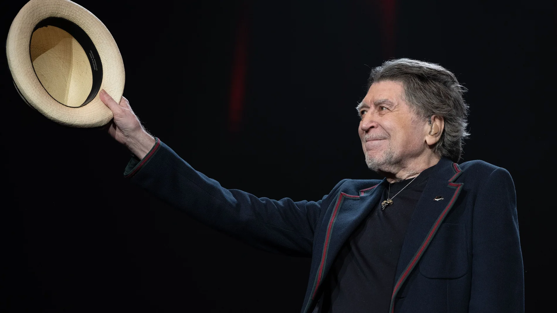 Joaquín Sabina, en el último concierto de su carrera. Joaquín Sabina, en el último concierto de su carrera.