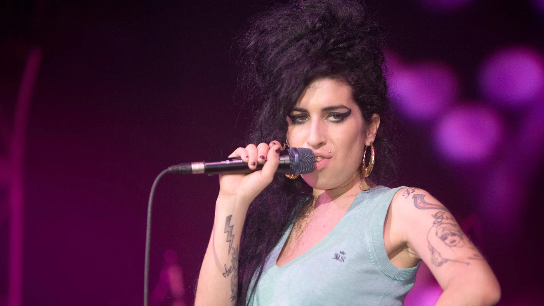 Amy Winehouse en 2006 Amy Winehouse en 2006