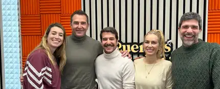 Fernando Gil, Raúl Tejón y Kira Miró con Eva Soriano y Nacho García Fernando Gil, Raúl Tejón y Kira Miró con Eva Soriano y Nacho García