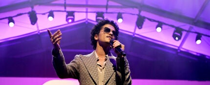 Bruno Mars actuando en Las Vegas en 2021