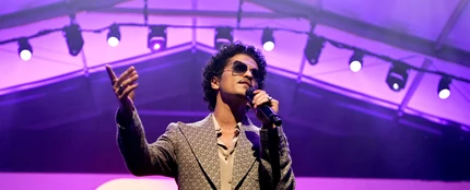 Bruno Mars actuando en Las Vegas en 2021 Bruno Mars actuando en Las Vegas en 2021