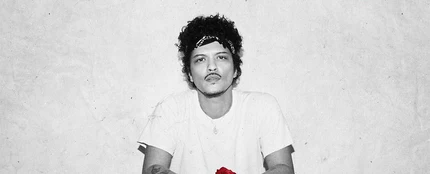 Bruno Mars en el cartel de 'The Romantic Tour' Bruno Mars en el cartel de 'The Romantic Tour'