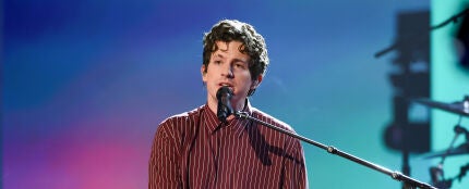 Charlie Puth, en el concierto del 31 de diciembre de 2025 en Times Square.