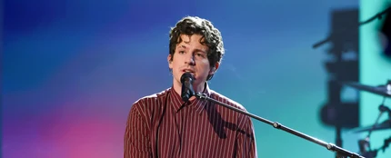 Charlie Puth, en el concierto del 31 de diciembre de 2025 en Times Square. Charlie Puth, en el concierto del 31 de diciembre de 2025 en Times Square.