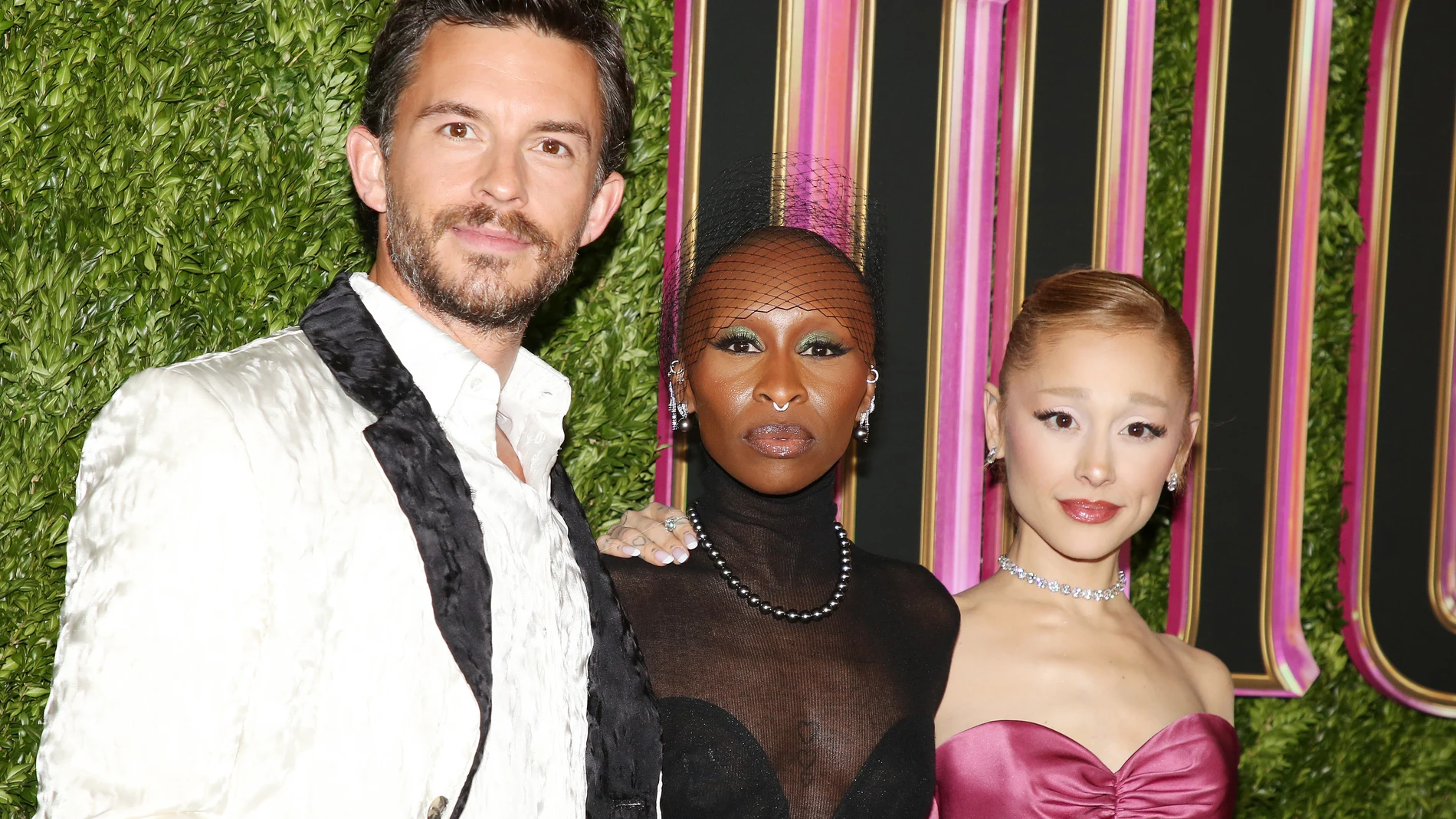 Jonathan Bailey, Cynthia Erivo y Ariana Grande durante la premier de 'Wicked' Jonathan Bailey, Cynthia Erivo y Ariana Grande durante la premier de 'Wicked'