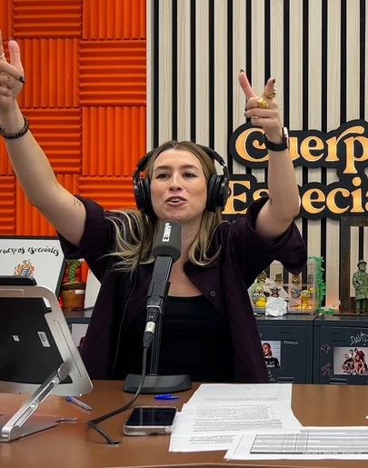 Eva Soriano le grita a una nube en Cuerpos especiales Eva Soriano le grita a una nube en Cuerpos especiales