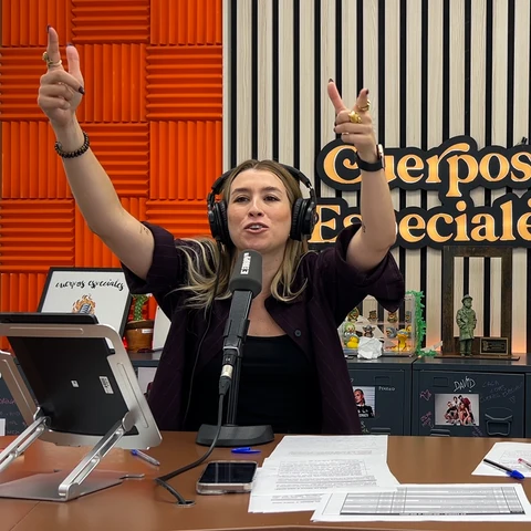 Eva Soriano le grita a una nube en Cuerpos especiales Eva Soriano le grita a una nube en Cuerpos especiales