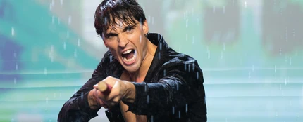 El espectáculo de Daniel Illescas bailando sobre el agua El espectáculo de Daniel Illescas bailando sobre el agua