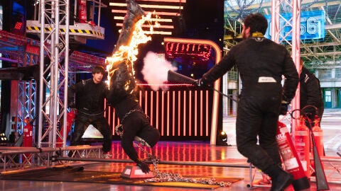 José Yélamo sufre un infierno cabeza abajo en El Desafío: “Tengo miedo” 