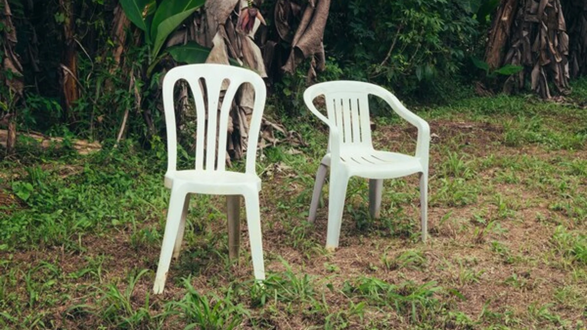 La portada del disco 'DeBÍ TiRAR MáS FOToS' de Bad Bunny La portada del disco 'DeBÍ TiRAR MáS FOToS' de Bad Bunny