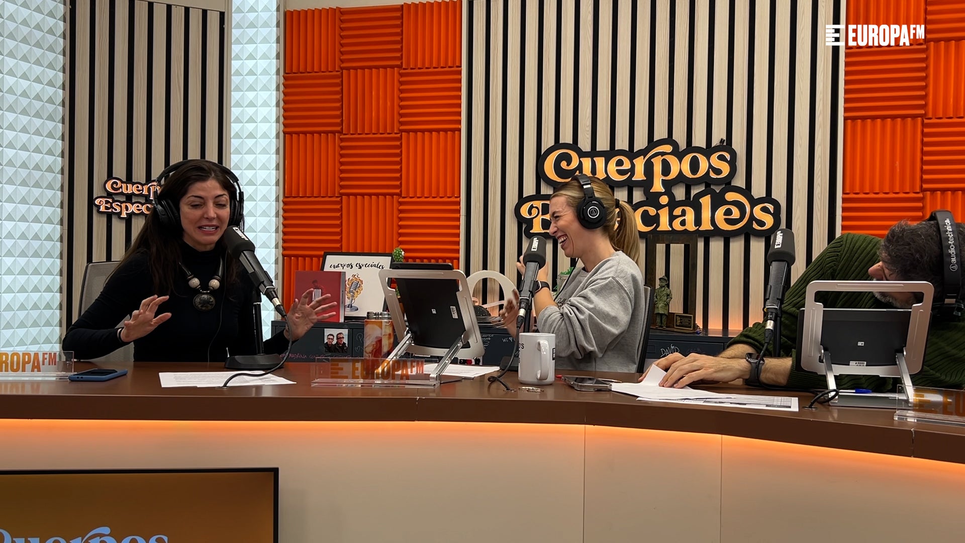 Espido Freire analiza El baile del gorila de Melody