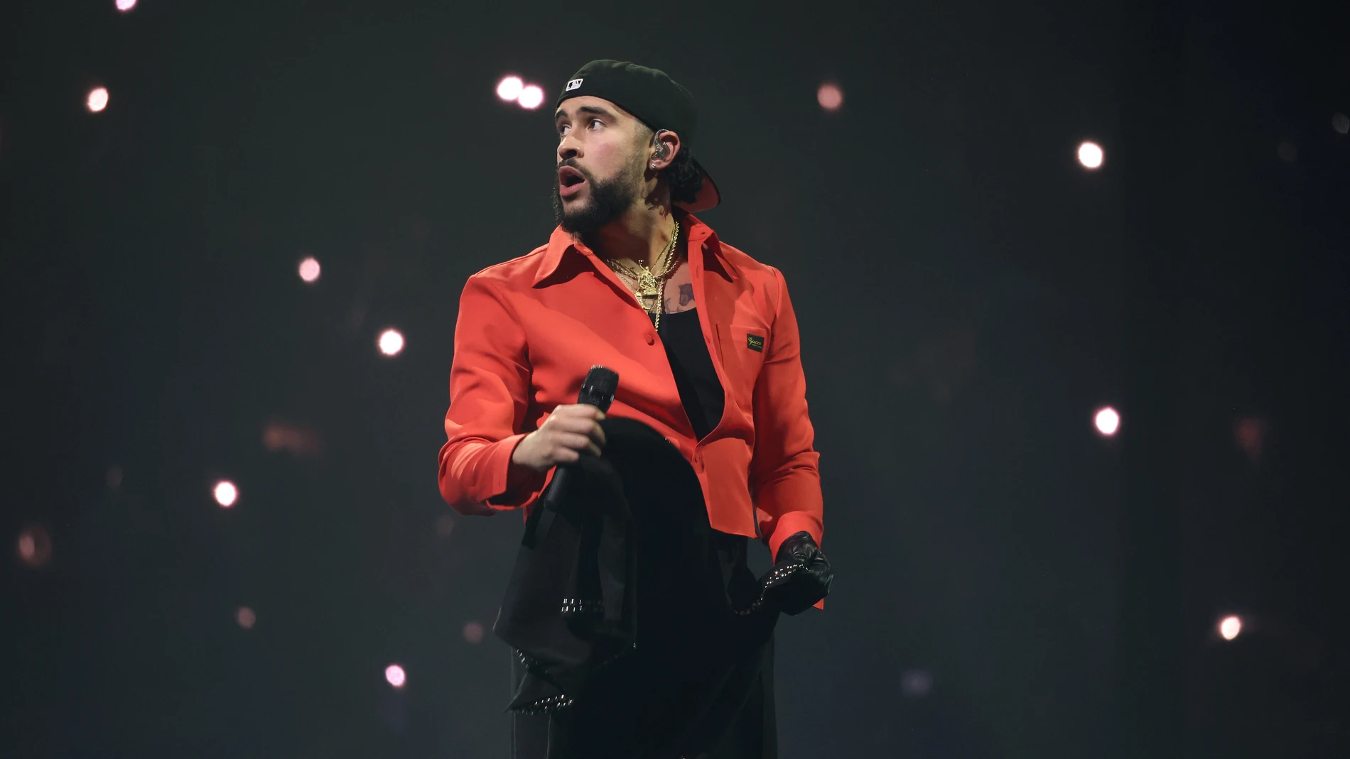 Bad Bunny actuando en Brooklyn en 2024 Bad Bunny actuando en Brooklyn en 2024