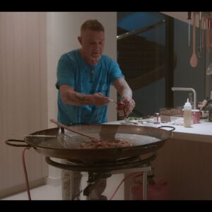 Alejandro Sanz, en una imagen del primer cap&iacute;tulo de &lsquo;Cuando nadie me ve&rsquo;.