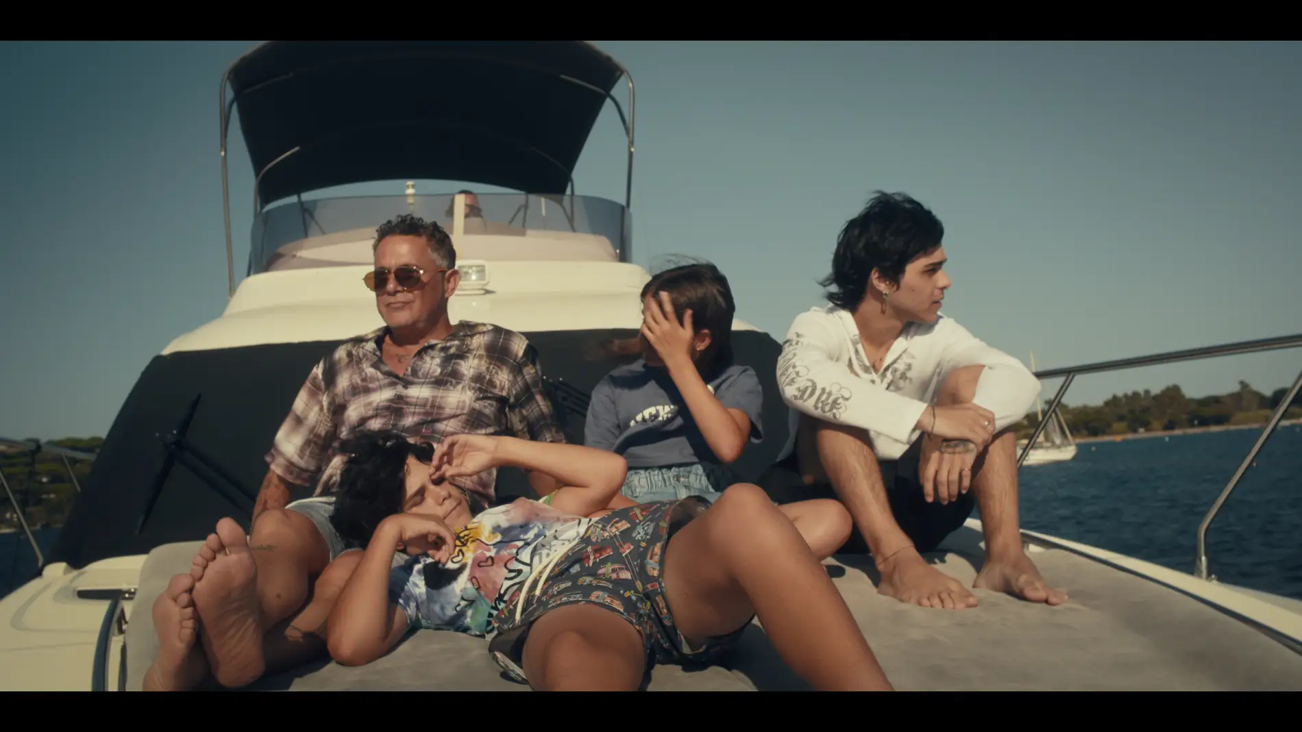 Alejandro Sanz con sus hijos en 'Cuando nadie me ve'. Alejandro Sanz con sus hijos en 'Cuando nadie me ve'.