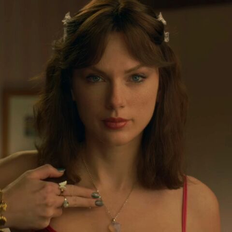 Taylor Swift en el videoclip de 'Opalite'