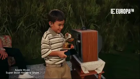 ¿Quién es el niño de la Super Bowl de Bad Bunny? El bulo que no te debes creer ¿Quién es el niño de la Super Bowl de Bad Bunny? El bulo que no te debes creer