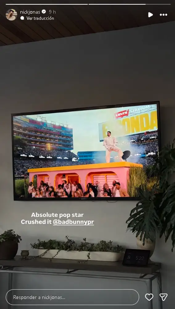 Historia de Instagram de Nick Jonas sobre Bad Bunny Historia de Instagram de Nick Jonas sobre Bad Bunny