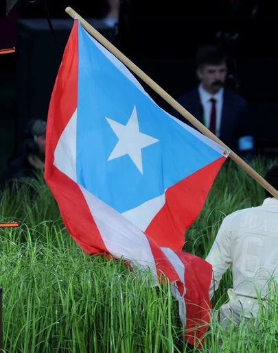 Bad Bunny durante su show de la Super Bowl Bad Bunny durante su show de la Super Bowl