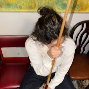 Así ha celebrado Rosalía su San Valentín con Loli Bahia: paseos, amigos y juegos Así ha celebrado Rosalía su San Valentín con Loli Bahia: paseos, amigos y juegos