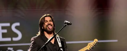 Juanes actuando en la ceremonia de la Persona del Año de los Latin Grammy 2024 Juanes actuando en la ceremonia de la Persona del Año de los Latin Grammy 2024
