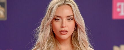 Ana Mena en los Premios Lo Nuestro 2025