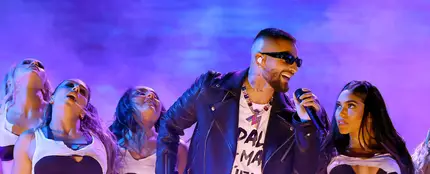 Maluma actuando en los Premios Lo Nuestro 2022 Maluma actuando en los Premios Lo Nuestro 2022